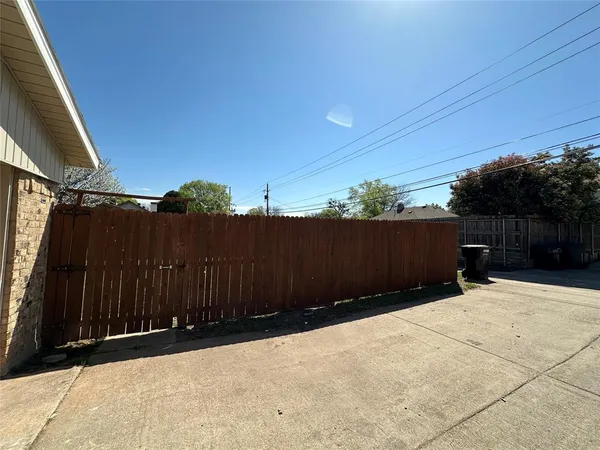 $315,000 | 2908 Kingston Drive, Plano, TX 75074