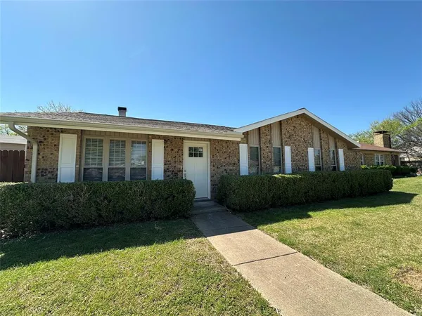 $315,000 | 2908 Kingston Drive, Plano, TX 75074