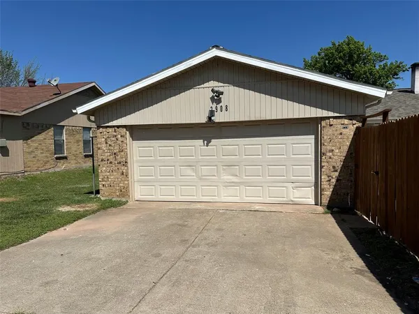 $315,000 | 2908 Kingston Drive, Plano, TX 75074