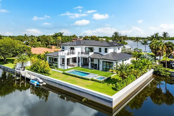 $6,249,000 | 830 Lake Shore Drive, Delray Beach, FL 33444