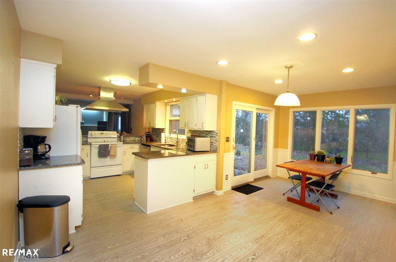 774 Cobblestone Drive Rochester, MI 48309 - Photo 8 of 33 31311281-7.JPG