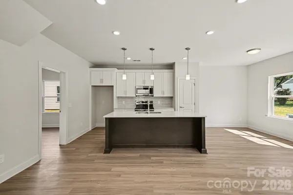 $395,000 | 562 West Wilson Avenue, Mooresville, NC 28115
