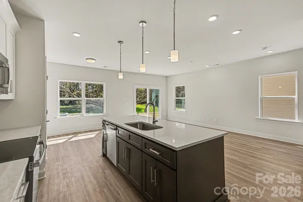 $395,000 | 562 West Wilson Avenue, Mooresville, NC 28115