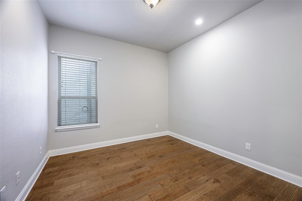941 Leola Lane Allen, TX 75013 - Photo 11 of 37 an empty room with a window