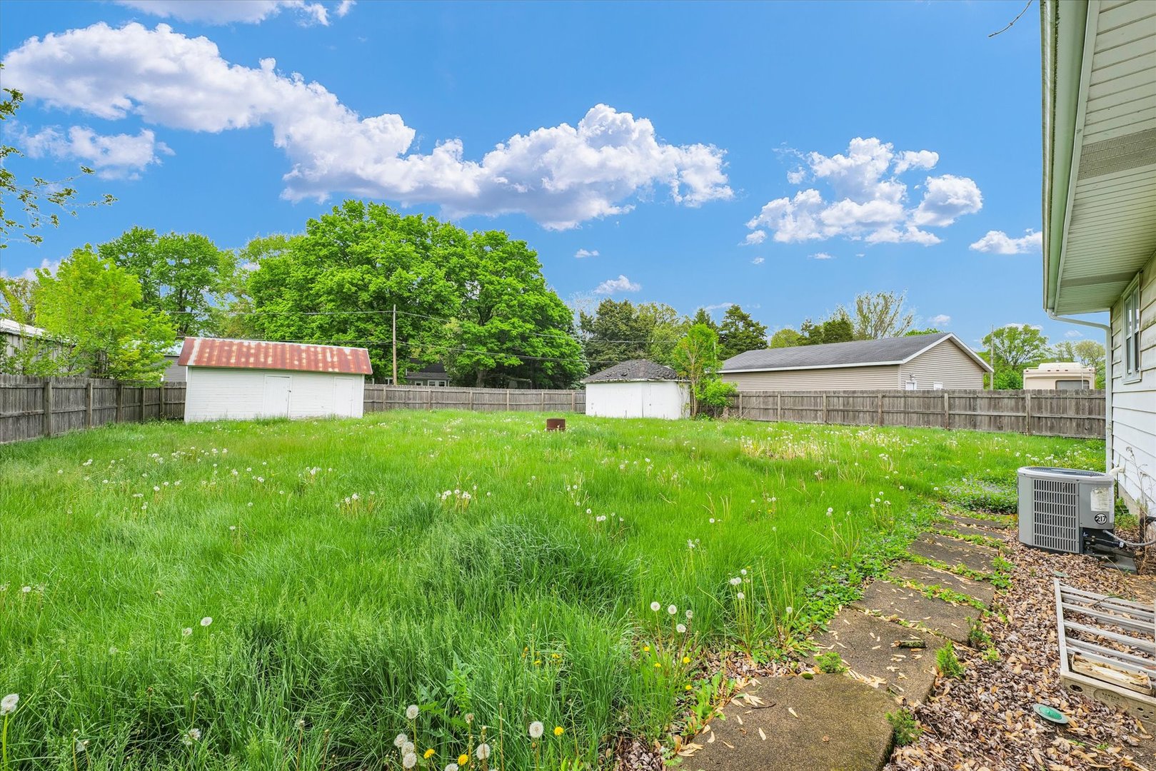 348 West Wilson Street Bement, IL 61813 - Photo 5 of 9 Gallery Image 5