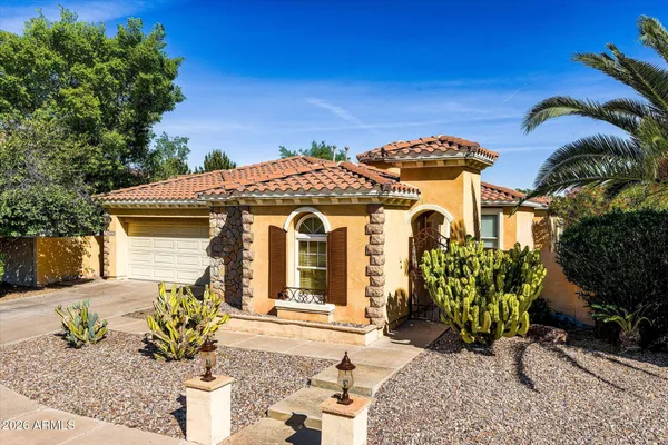 $700,000 | 2312 East Dogwood Drive, Chandler, AZ 85286