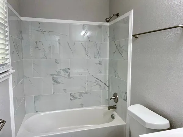 $1,595 | 610 Garrett Street, Liberty, TX 77575