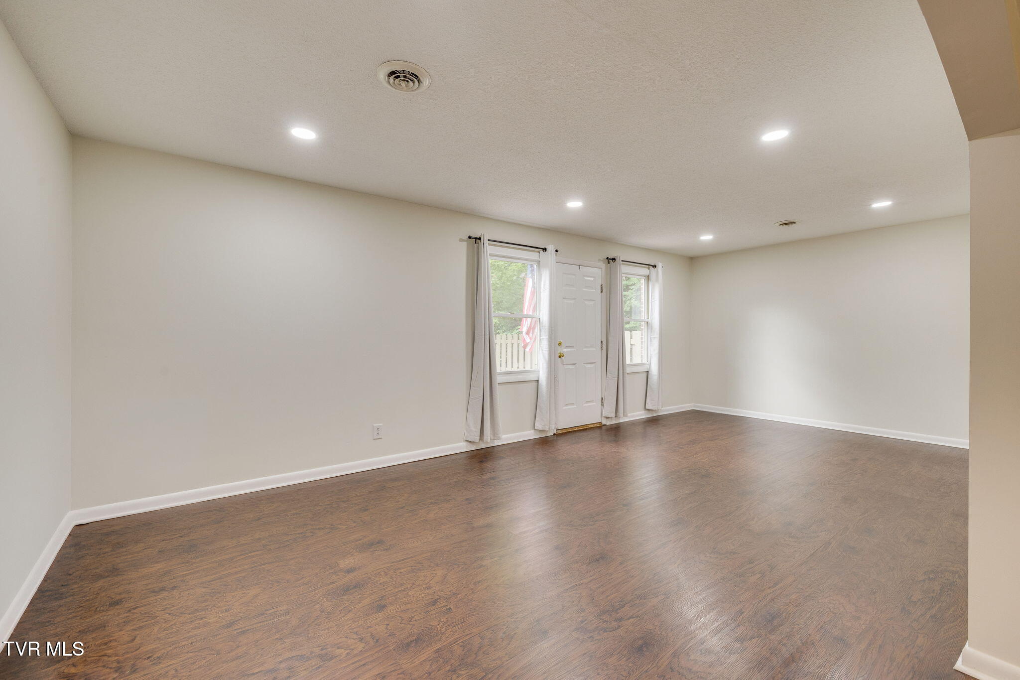 2129 Hickory Springs Road Johnson City, TN 37604 - Photo 12 of 45 1000040649