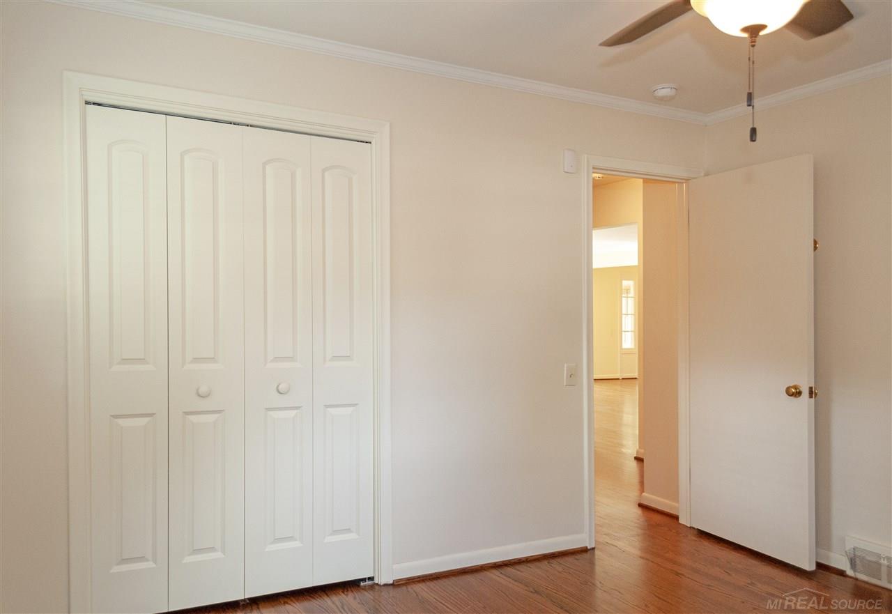 311 Lothrop Road Grosse Pointe, MI 48236 - Photo 23 of 41 50023070-22.JPG