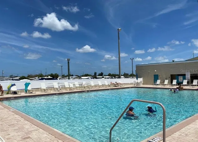 $1,980 | 6916 East Bayou Lane, Bradenton, FL 34207