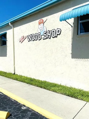 $1,980 | 6916 East Bayou Lane, Bradenton, FL 34207