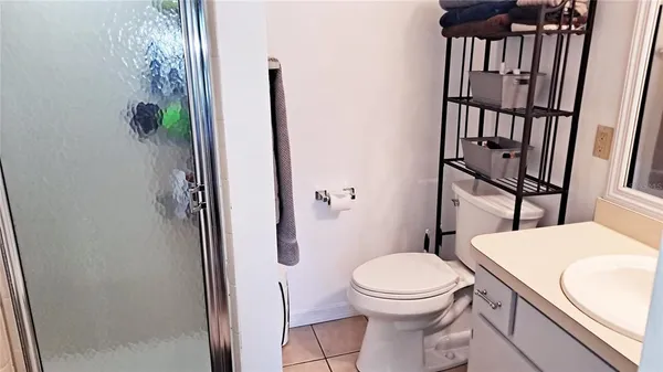 $299,900 | 25930 Sackamaxon Drive, Sorrento, FL 32776