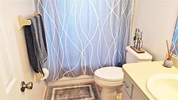 $299,900 | 25930 Sackamaxon Drive, Sorrento, FL 32776