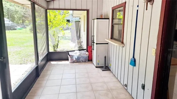 $299,900 | 25930 Sackamaxon Drive, Sorrento, FL 32776