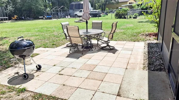 $299,900 | 25930 Sackamaxon Drive, Sorrento, FL 32776