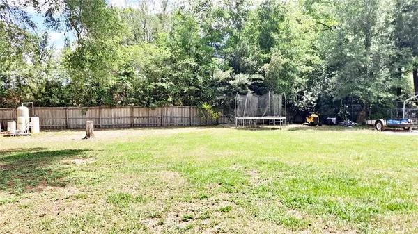 $299,900 | 25930 Sackamaxon Drive, Sorrento, FL 32776