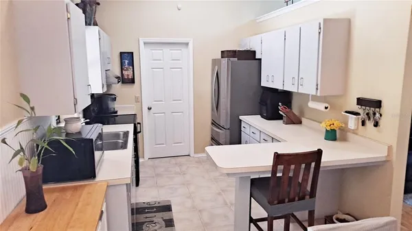 $299,900 | 25930 Sackamaxon Drive, Sorrento, FL 32776