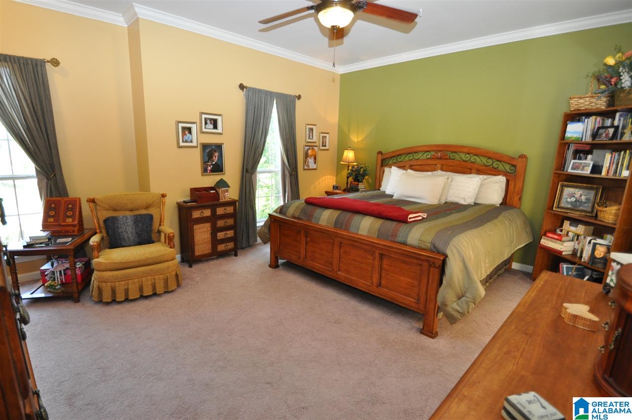 300 Lane Park Trail Alabaster, AL 35114 - Photo 3 of 3