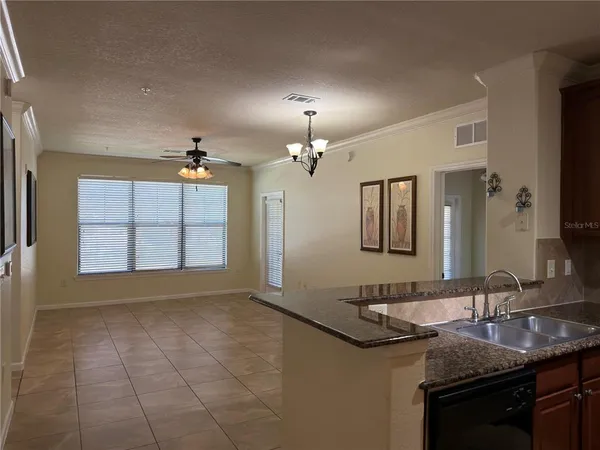 $1,650 | 902 Charo Parkway, Unit 624, Davenport, FL 33897