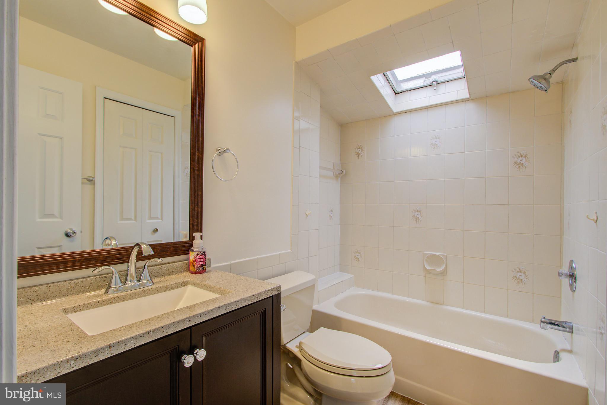7501 Plainview Road Baltimore, MD 21237 - Photo 17 of 33