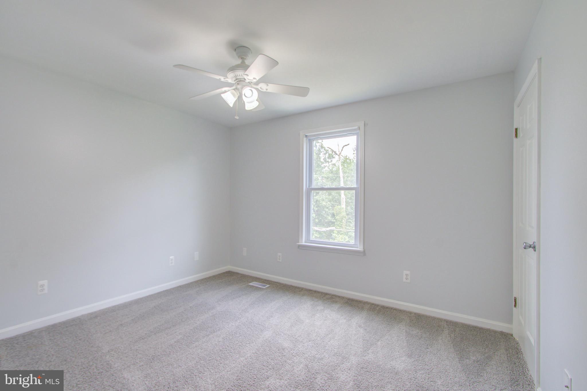 7501 Plainview Road Baltimore, MD 21237 - Photo 21 of 33