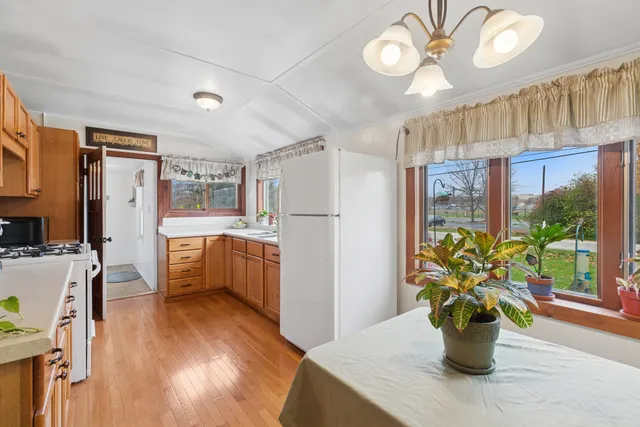 $260,000 | S348 East Street, Winfield, IL 60190