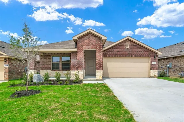 $2,450 | 4104 Alberta Lane, Denton, TX 76226
