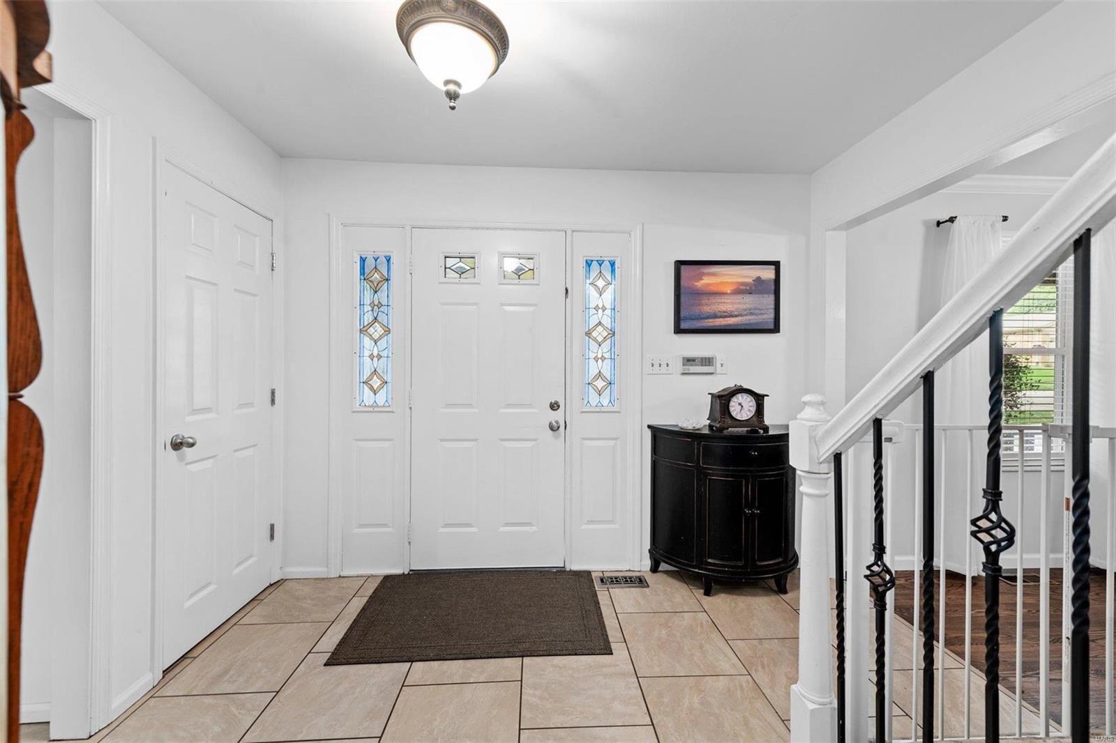 2857 Spring Water Drive St. Louis, MO 63129 - Photo 14 of 40