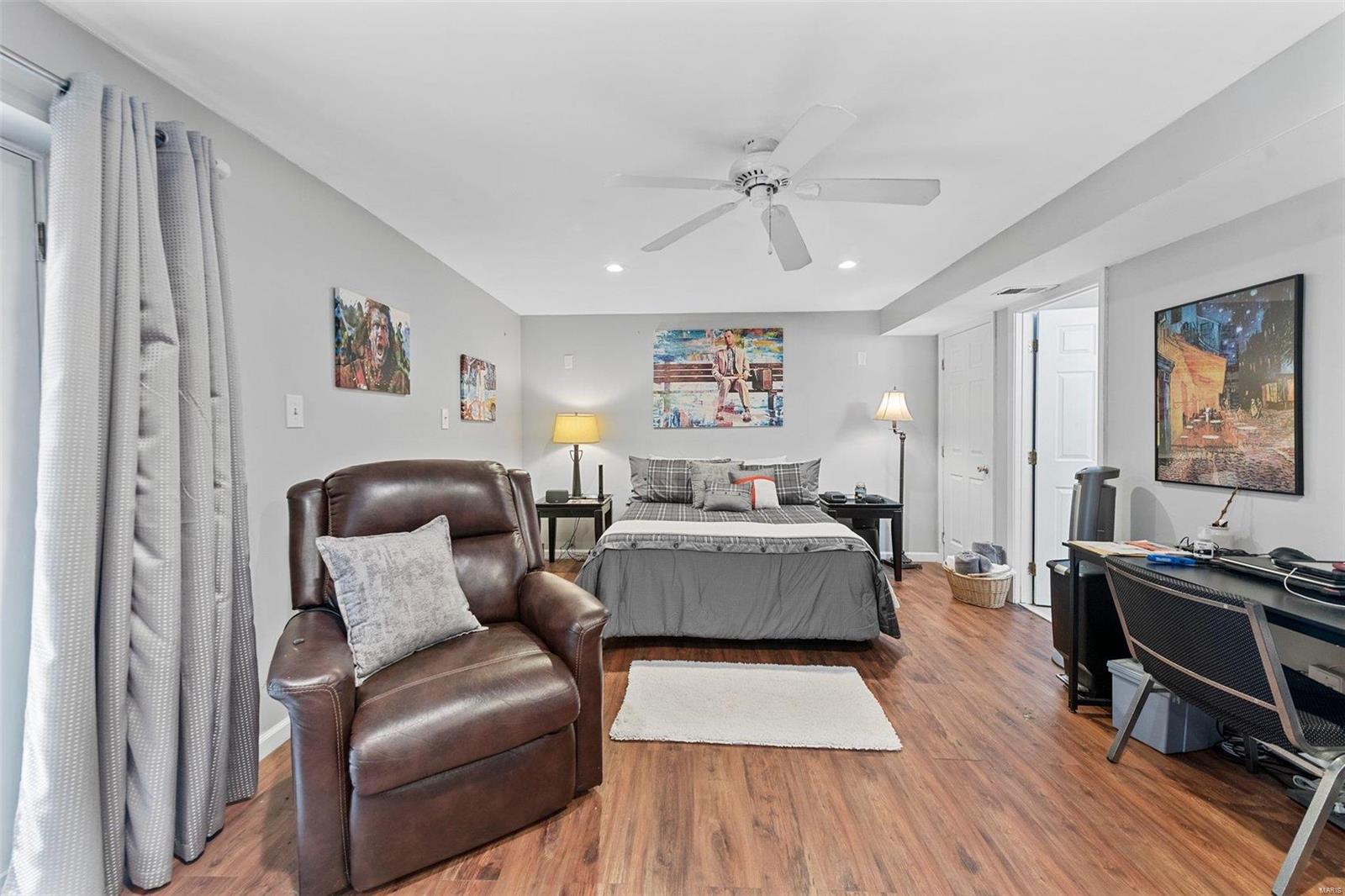 2857 Spring Water Drive St. Louis, MO 63129 - Photo 19 of 40