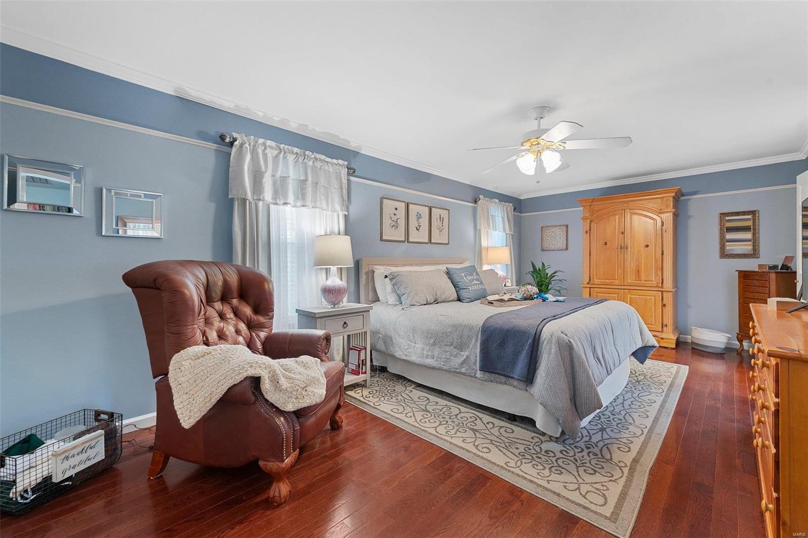 2857 Spring Water Drive St. Louis, MO 63129 - Photo 30 of 40