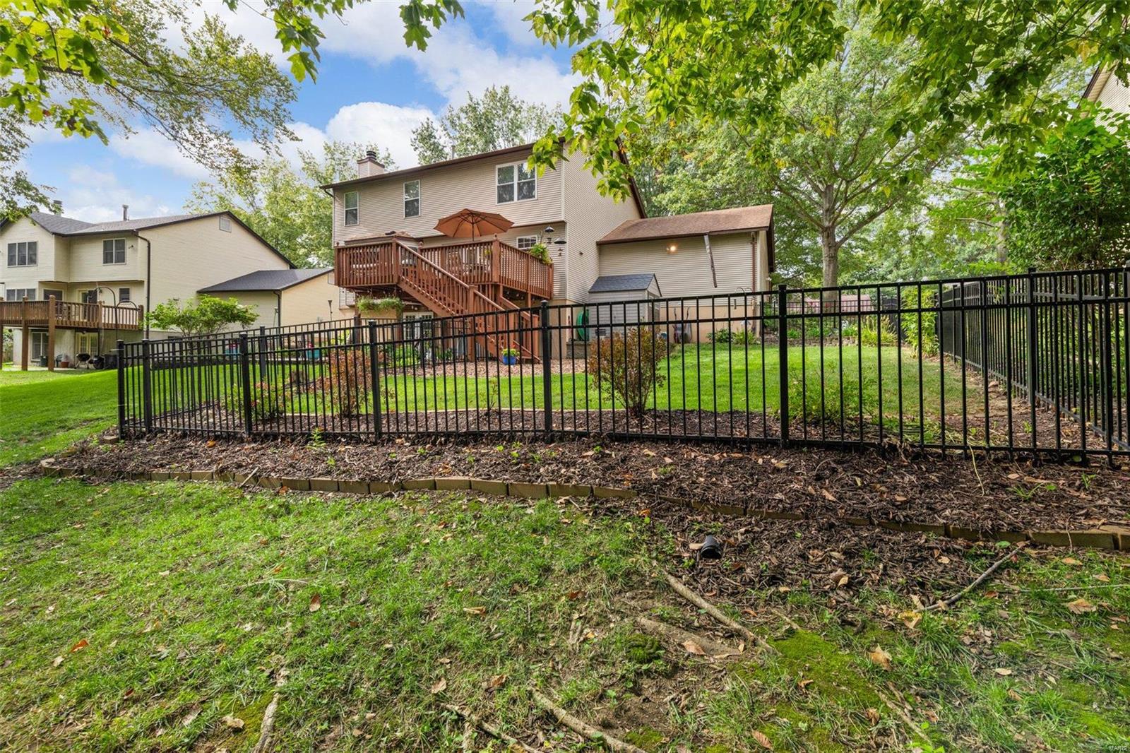 2857 Spring Water Drive St. Louis, MO 63129 - Photo 39 of 40