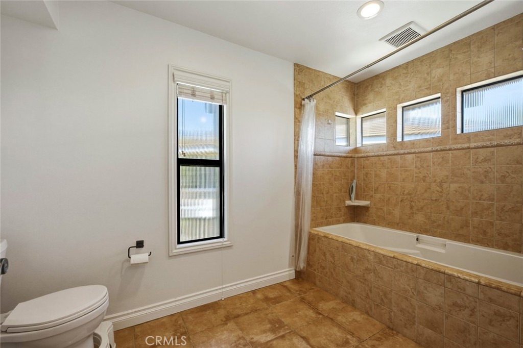 91 West Yale Loop Irvine, CA 92604 - Photo 33 of 55