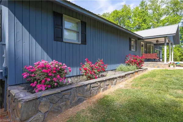 $534,927 | 7362 Volunteer Rescue Road, Denton, NC 27239