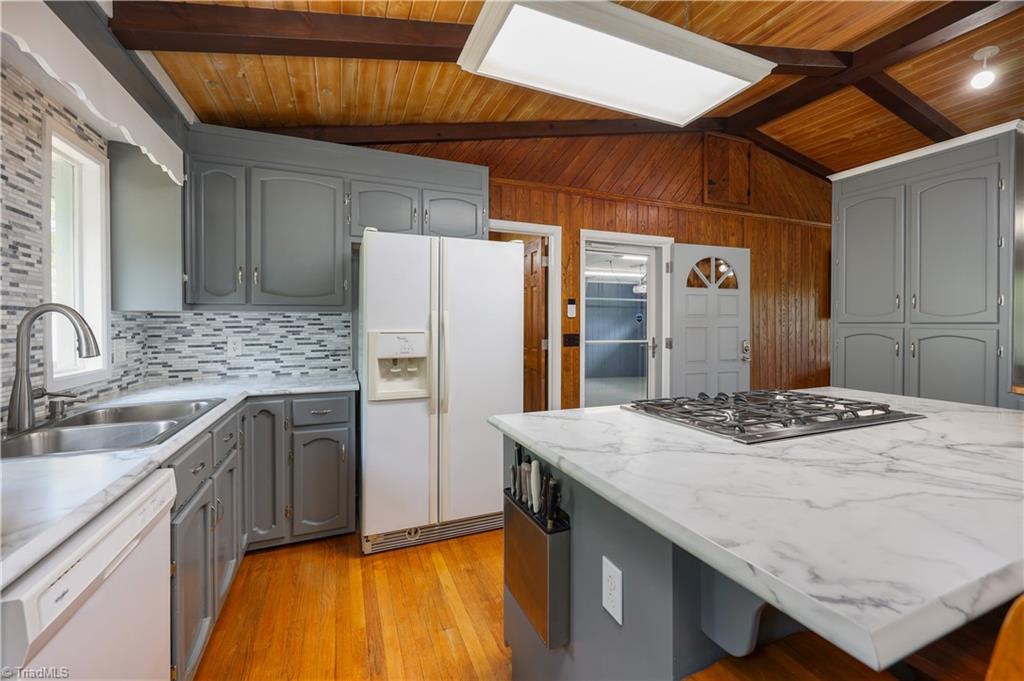 7362 Volunteer Rescue Road Denton, NC 27239 - Photo 16 of 50 Updated kitchen