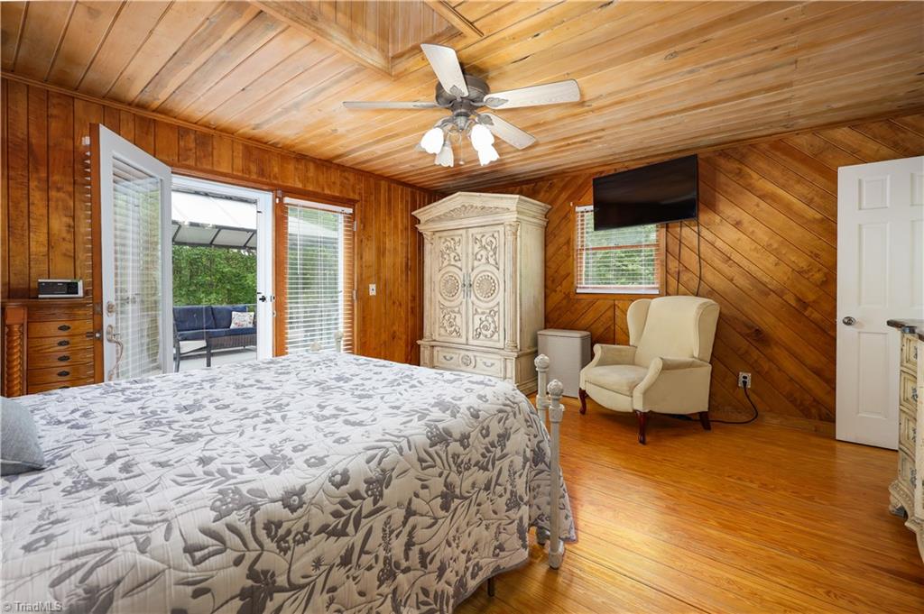 7362 Volunteer Rescue Road Denton, NC 27239 - Photo 29 of 50 Primary bedroom with entrance to 30 x 16 deck