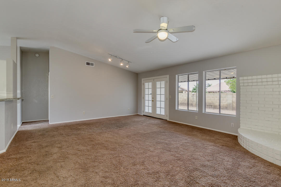 602 South Riata Street Gilbert, AZ 85296 - Photo 10 of 35 10-Riata