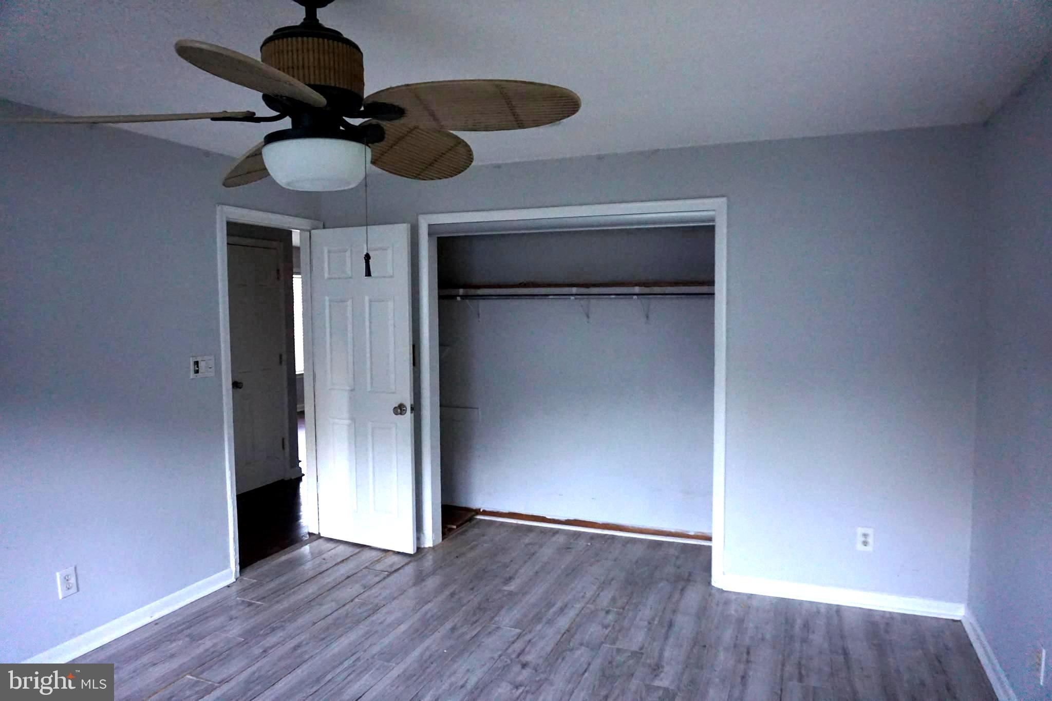 7948 Oak Road Pasadena, MD 21122 - Photo 15 of 29 Primary bedroom