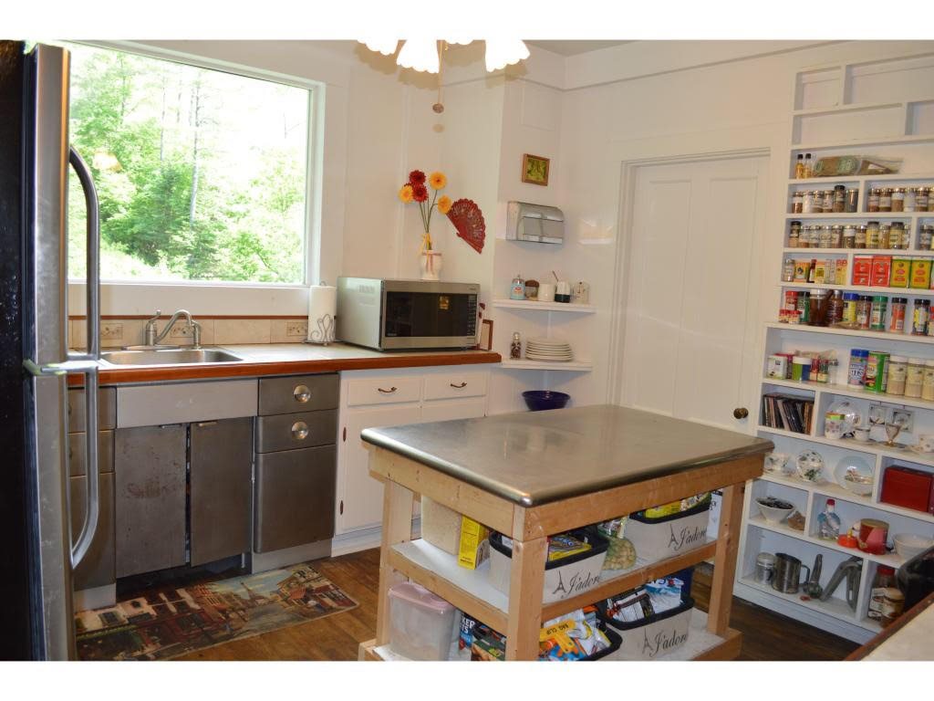 696 Joes Brook Road Barnet, VT 05819 - Photo 4 of 25