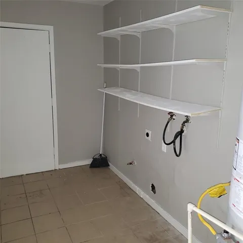 $1,500 | 12931 Southbridge Road, Houston, TX 77047