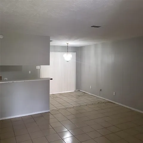 $1,500 | 12931 Southbridge Road, Houston, TX 77047