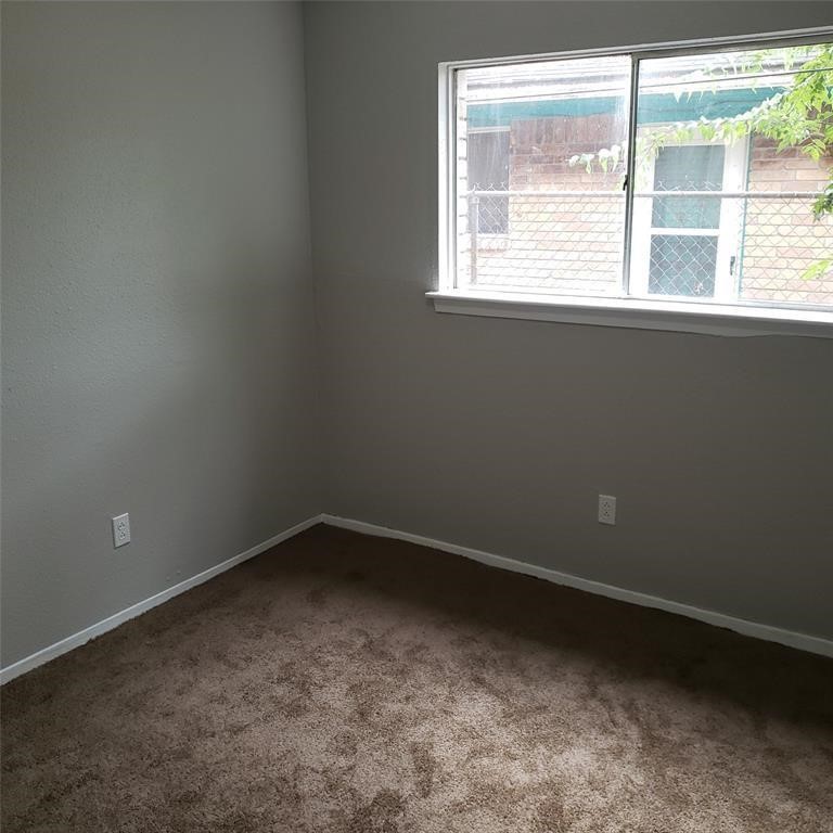 12931 Southbridge Road Houston, TX 77047 - Photo 10 of 16