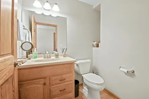$634,999 | 6732 Yale Drive, Franklin, WI 53132