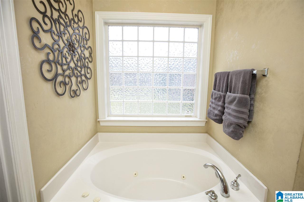 1029 Meadows Lane Moody, AL 35004 - Photo 12 of 28