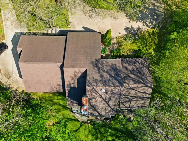 $279,900 | 1024 Idle Oak Run, Dixon, IL 61021