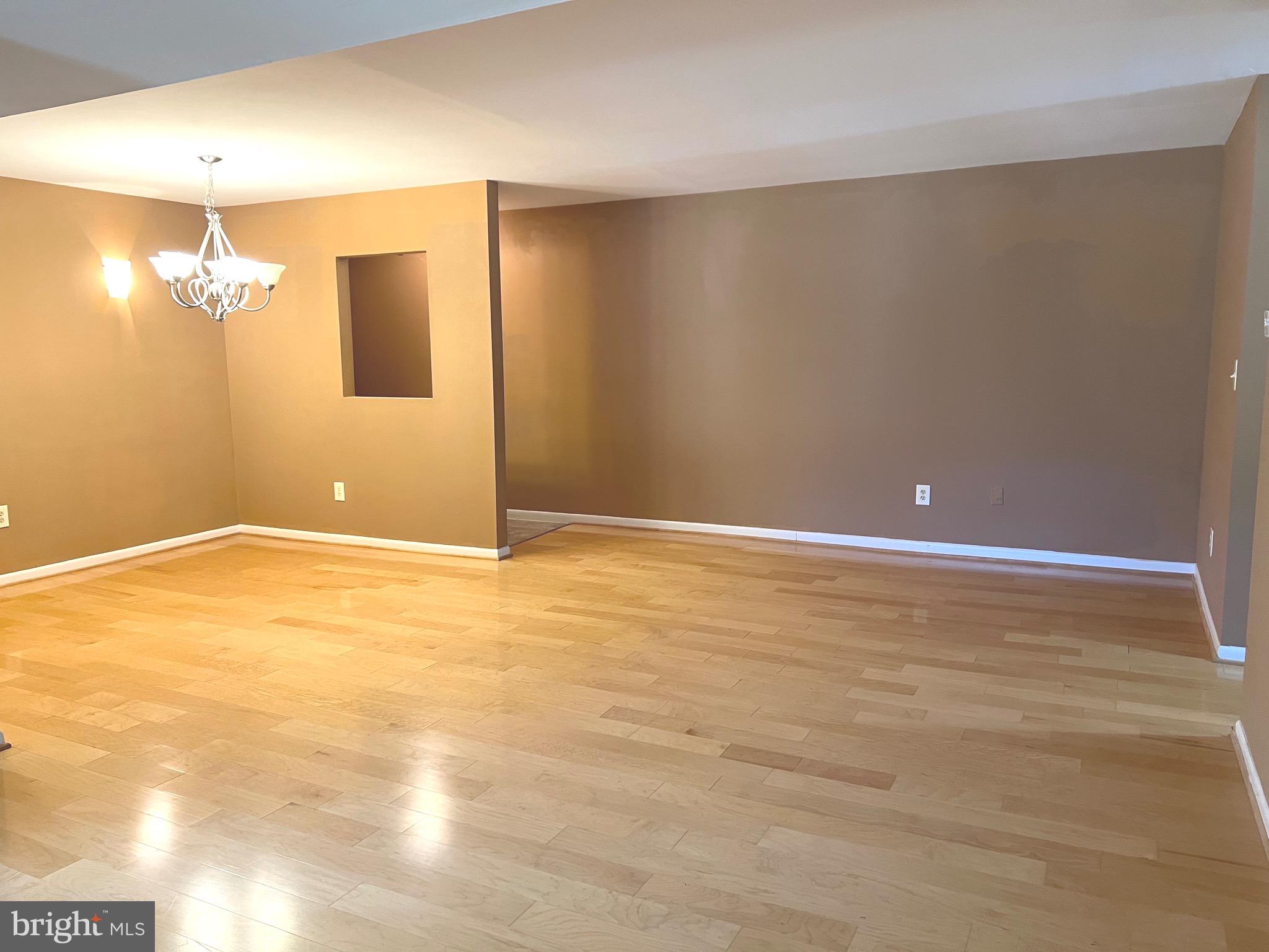 9633 White Acre Road, Unit B2 Columbia, MD 21045 - Photo 6 of 22 a view of a room with an empty space