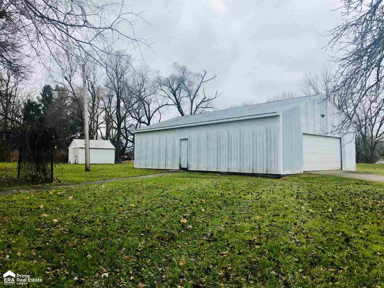 5037 Kelly Road Flint, MI 48504 - Photo 21 of 34 50001047-21.JPG