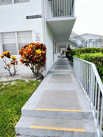 $1,600 | 133 Sheffield F, West Palm Beach, FL 33417