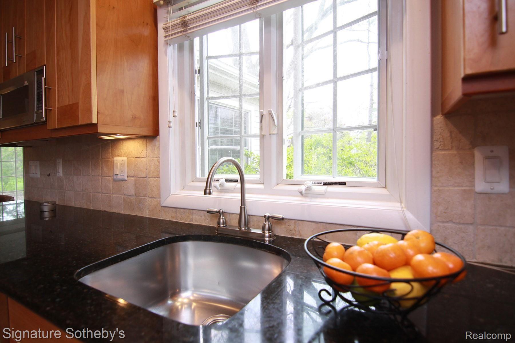 892 Satterlee Road Bloomfield Hills, MI 48304 - Photo 8 of 44 IMG_0741-r.jpg