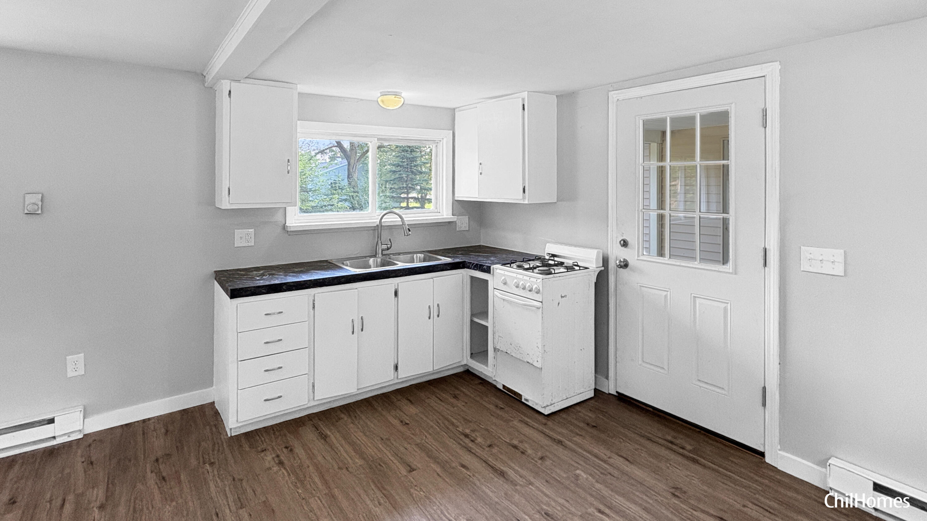 716 Root Street Belding, MI 48809 - Photo 24 of 42 Kitchen