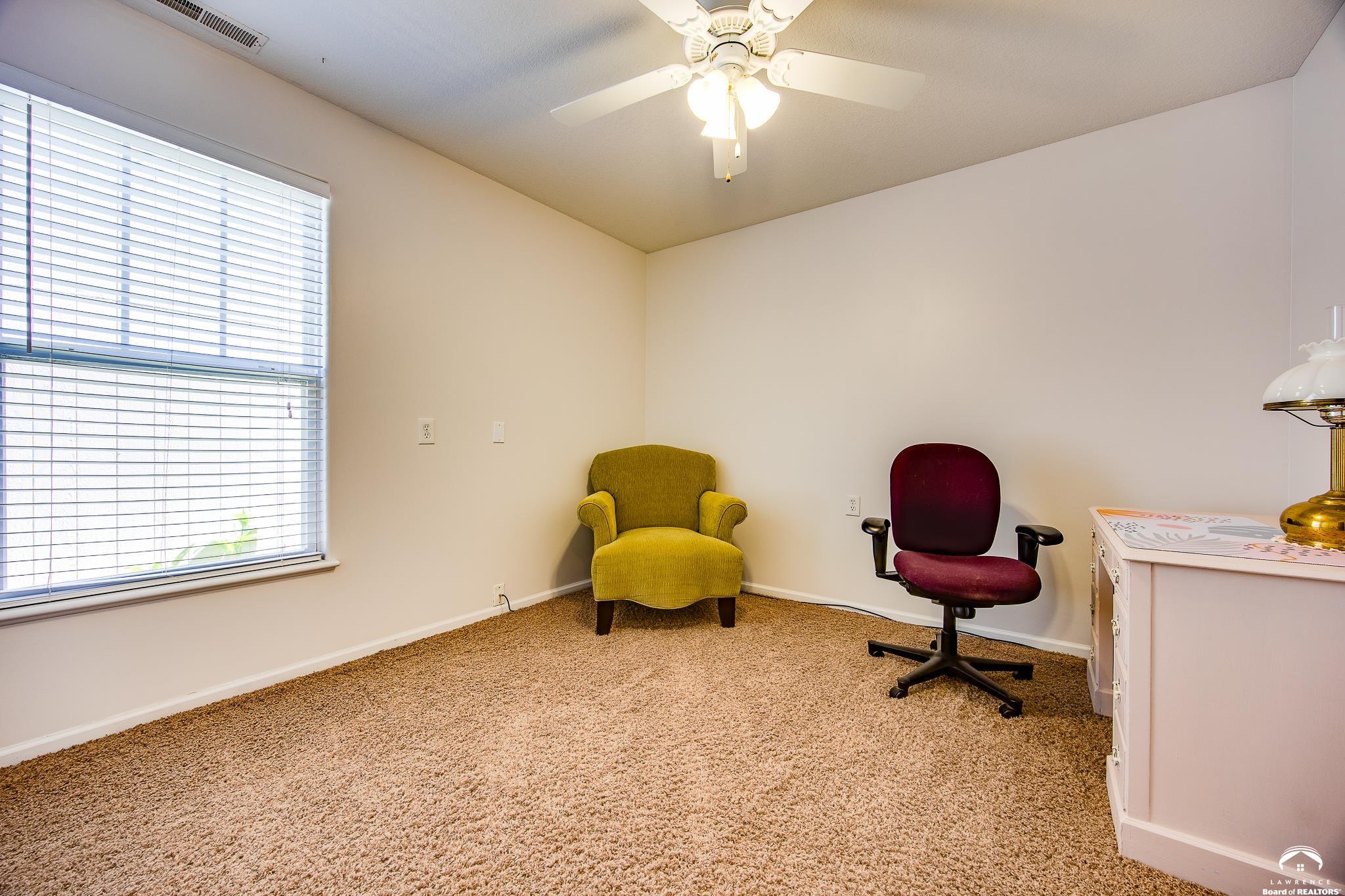 1837 Delaware Street Lawrence, KS 66044 - Photo 19 of 28